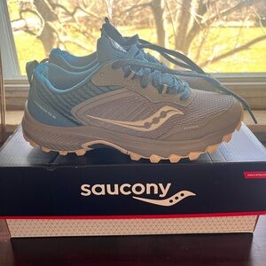 Saucony Excursion Trail Runners size 8W